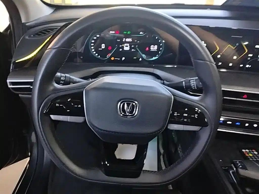 Changan Eado 2022 PLUS Blue Whale NE 1.4T GDI DCT Premium Edition — миниатюра 11