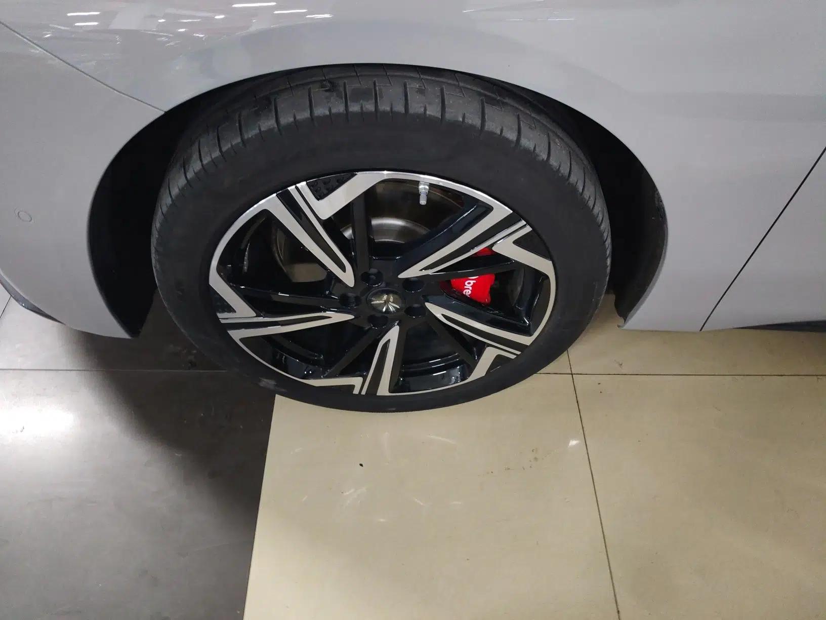 Hongqi EH7 2024 760 Pro+ Four-Wheel Drive Version — миниатюра 8