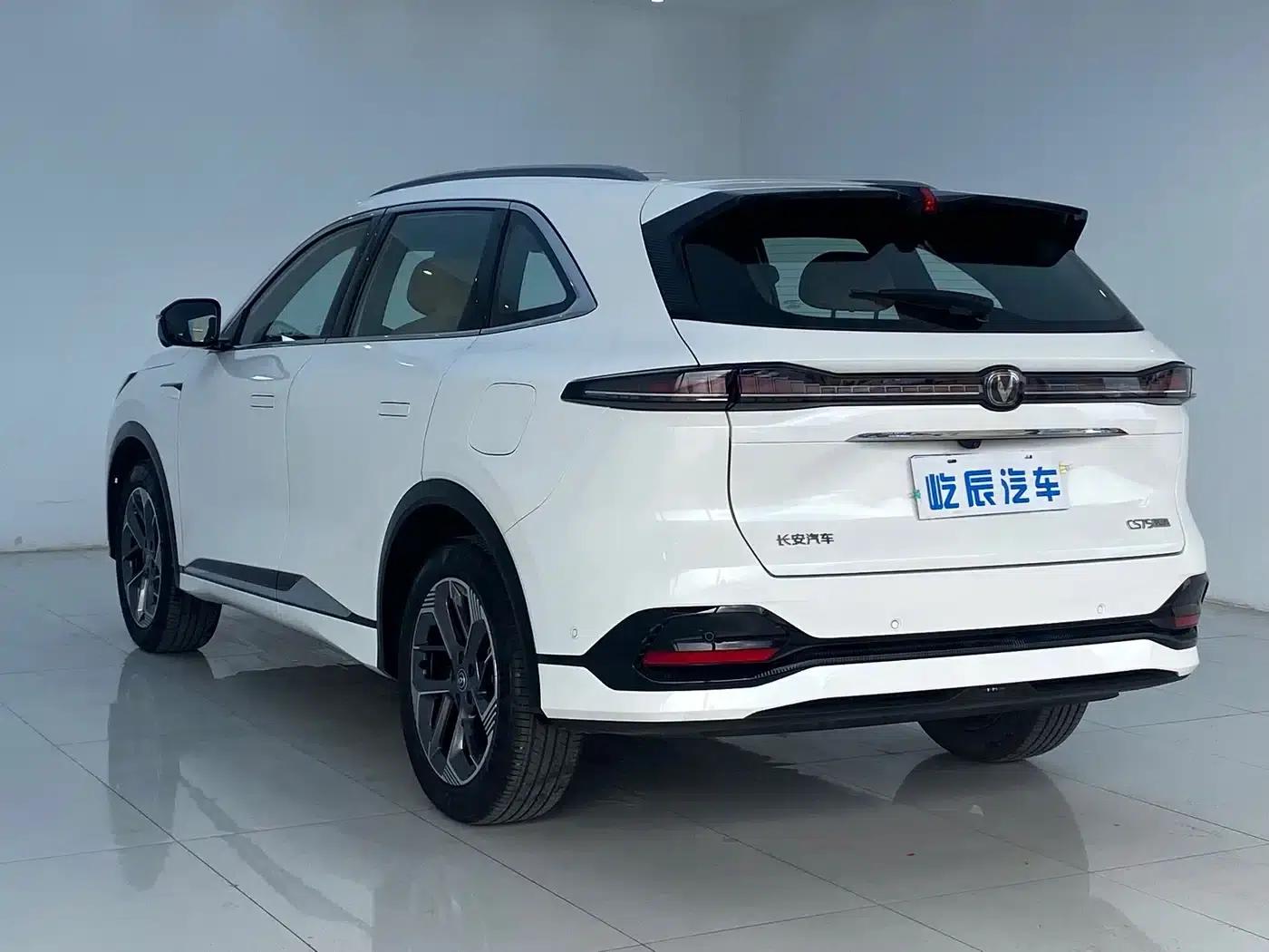 Changan CS75PLUS 2023 Model, Third Generation, 1.5T Automatic Navigation Edition — миниатюра 6