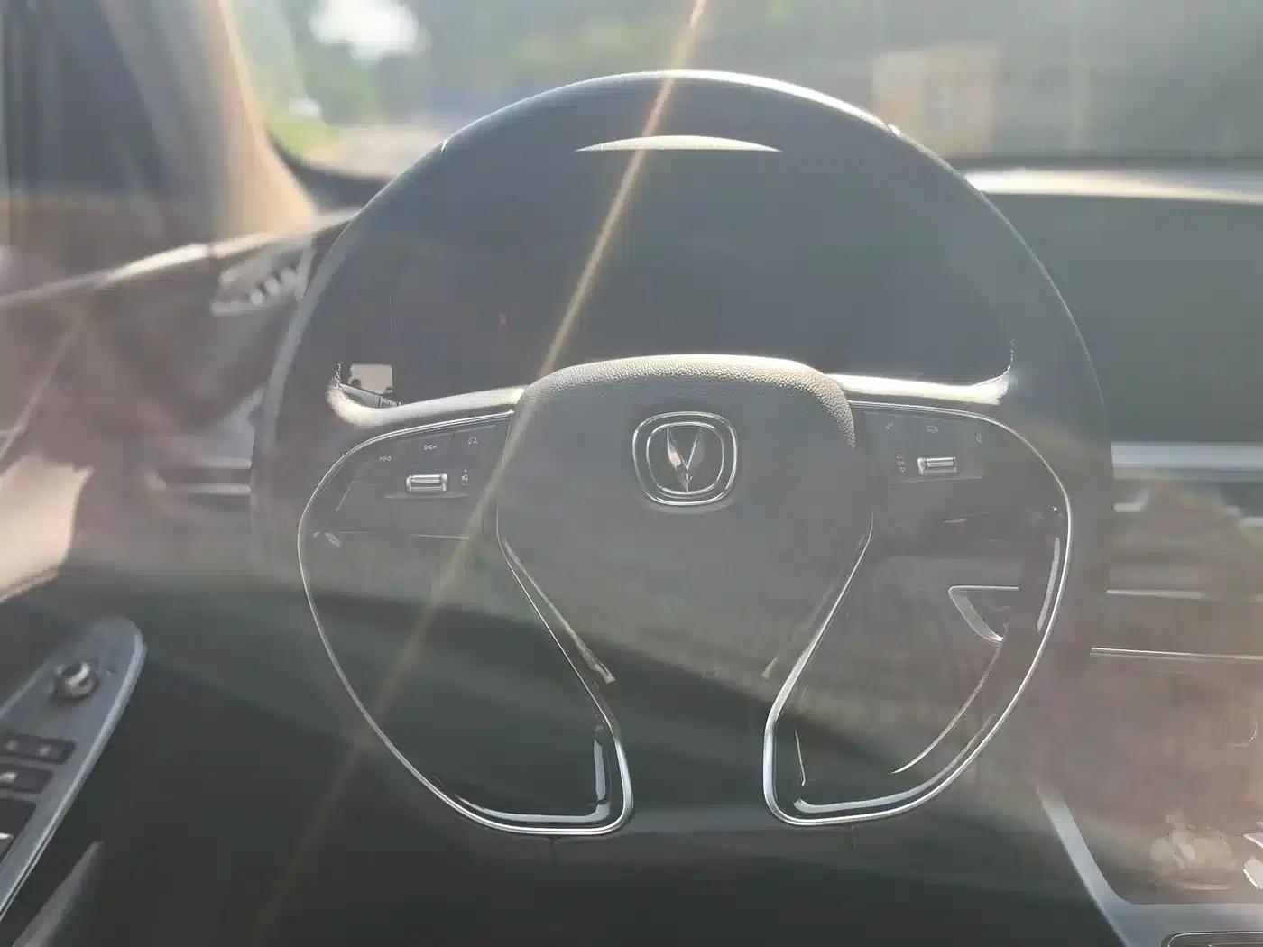 Changan CS75PLUS 2022 Classic Edition 1.5T Automatic Pioneer Model — миниатюра 12