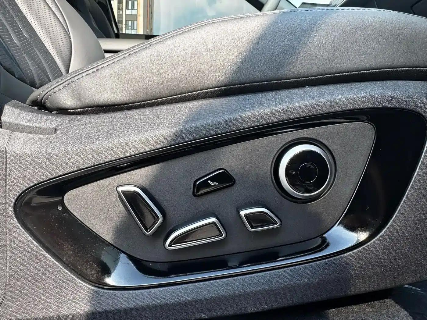 Changan CS75PLUS 2025 Fourth Generation 1.5T New Blue Whale Smart Premium Edition — миниатюра 11
