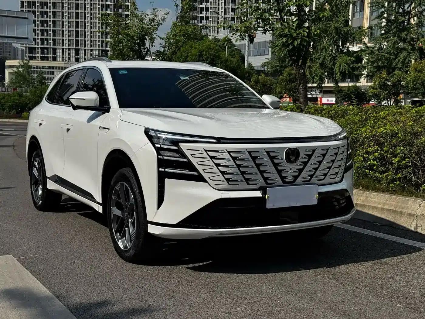 Changan CS75PLUS 2025 Fourth Generation 1.5T New Blue Whale Smart Premium Edition — миниатюра 3