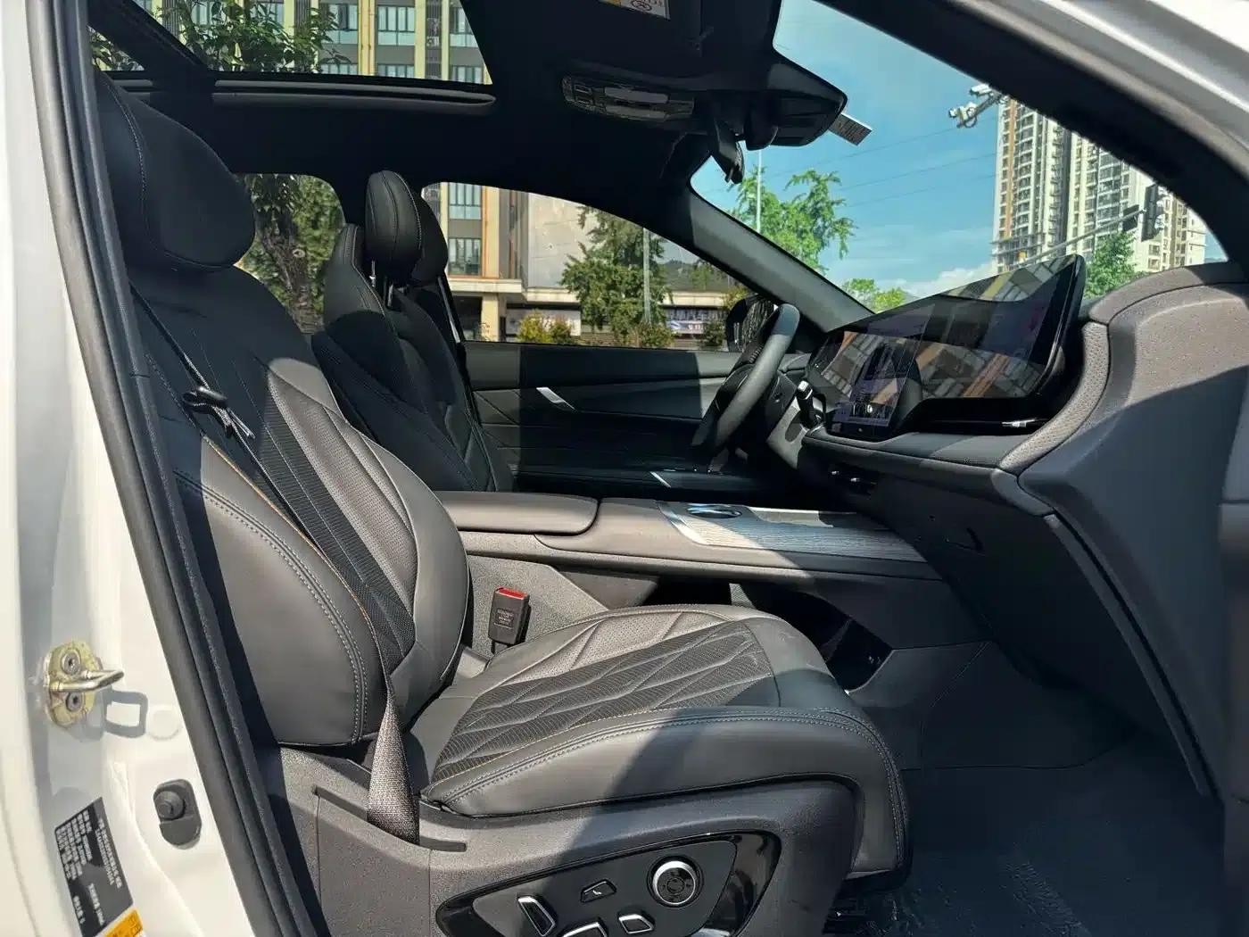 Changan CS75PLUS 2025 Fourth Generation 1.5T New Blue Whale Smart Premium Edition — миниатюра 10