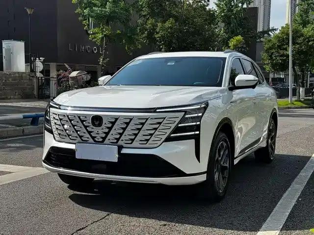 Changan CS75PLUS 2025 Fourth Generation 1.5T New Blue Whale Smart Premium Edition