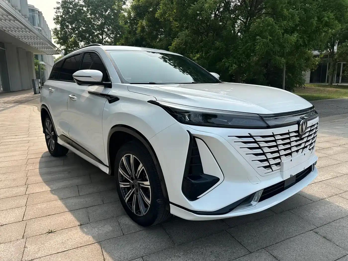 Changan CS75PLUS 2023 Model, Third Generation, 1.5T Automatic Premium Edition — миниатюра 3