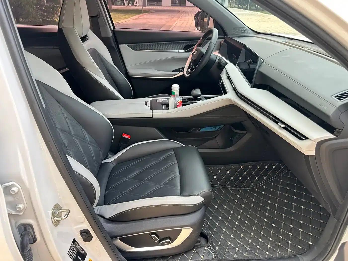 Changan CS75PLUS 2023 Model, Third Generation, 1.5T Automatic Premium Edition — миниатюра 10