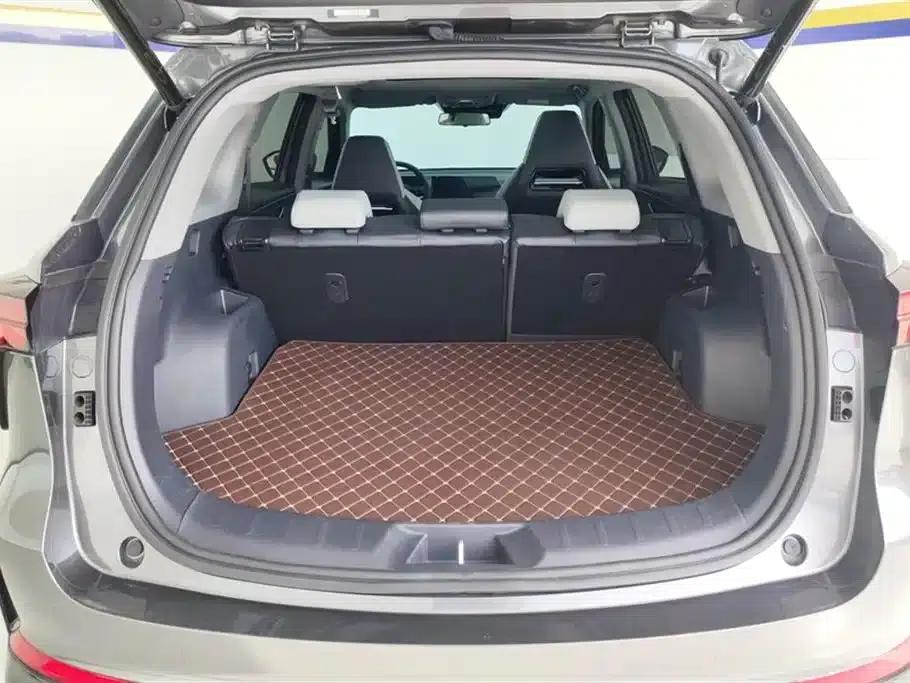 Changan CS75PLUS 2024 Model, Third Generation, Champion Edition, 1.5T Intelligent Driving and Sporty Type — миниатюра 4