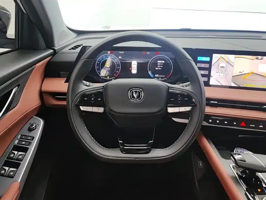Changan CS75PLUS 2024 Model, Third Generation, Champion Edition, 1.5T Intelligent Driving and Sporty Type — миниатюра 15
