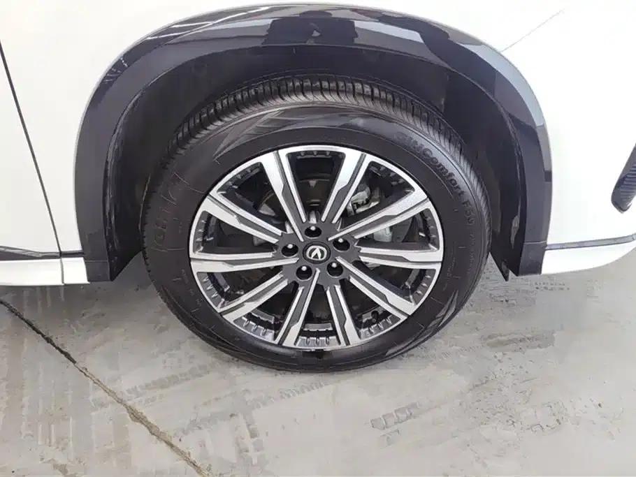 Changan CS75PLUS 2024 Model, Third Generation, Champion Edition, 1.5T Intelligent Driving and Sporty Type — миниатюра 6