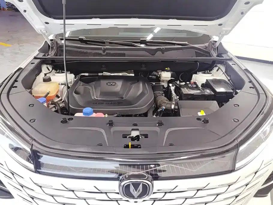 Changan CS75PLUS 2024 Model, Third Generation, Champion Edition, 1.5T Intelligent Driving and Sporty Type — миниатюра 10