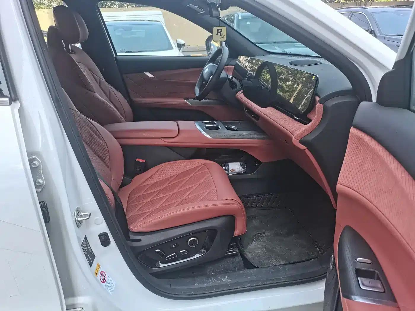 Changan CS75PLUS 2025, Fourth Generation Ultra 2.0T, New Blue Whale Smart Engine Edition — миниатюра 7