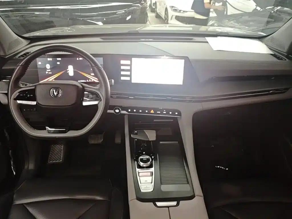 Changan CS75PLUS 2022 Second Generation 1.5T Automatic Premium Edition — миниатюра 10