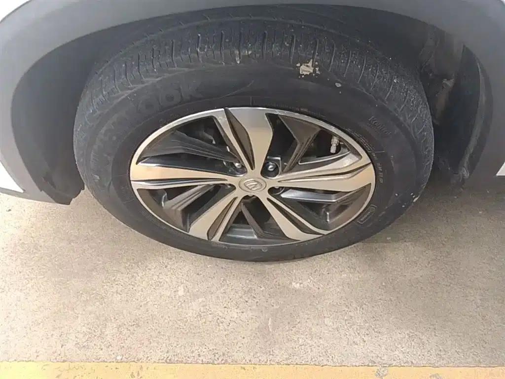 Changan CS75PLUS 2020 1.5T Automatic Luxury Edition — миниатюра 23