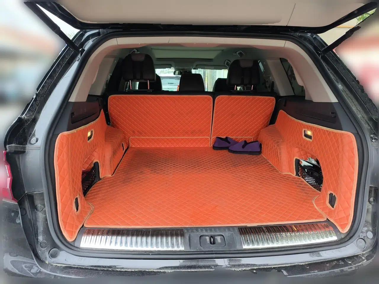 Hongqi HS7 2022 2.0T DCT Two-Wheel Drive Smart Connect Flagship Edition Five Seats — миниатюра 20