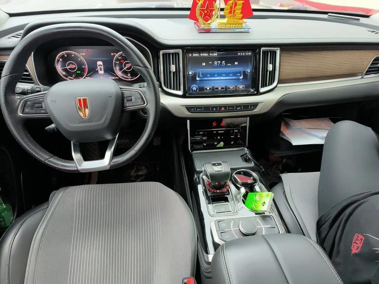 Hongqi HS7 2022 2.0T DCT Two-Wheel Drive Smart Connect Flagship Edition Five Seats — миниатюра 10