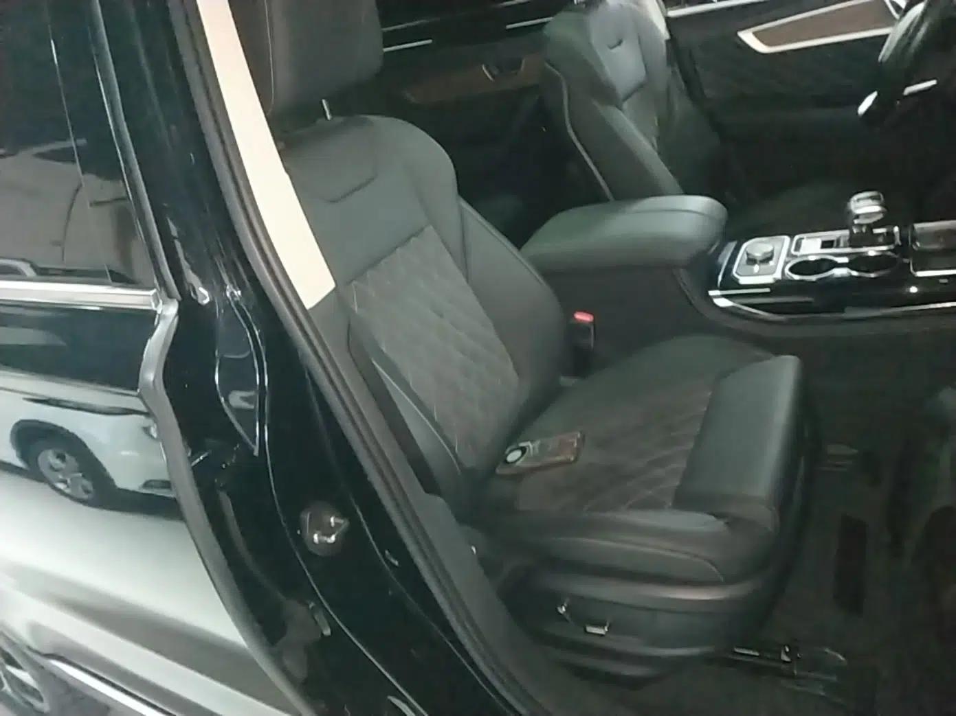 Hongqi HS7 2019 3.0T Automatic All-Wheel Drive Smart Connect Flagship Edition — миниатюра 23