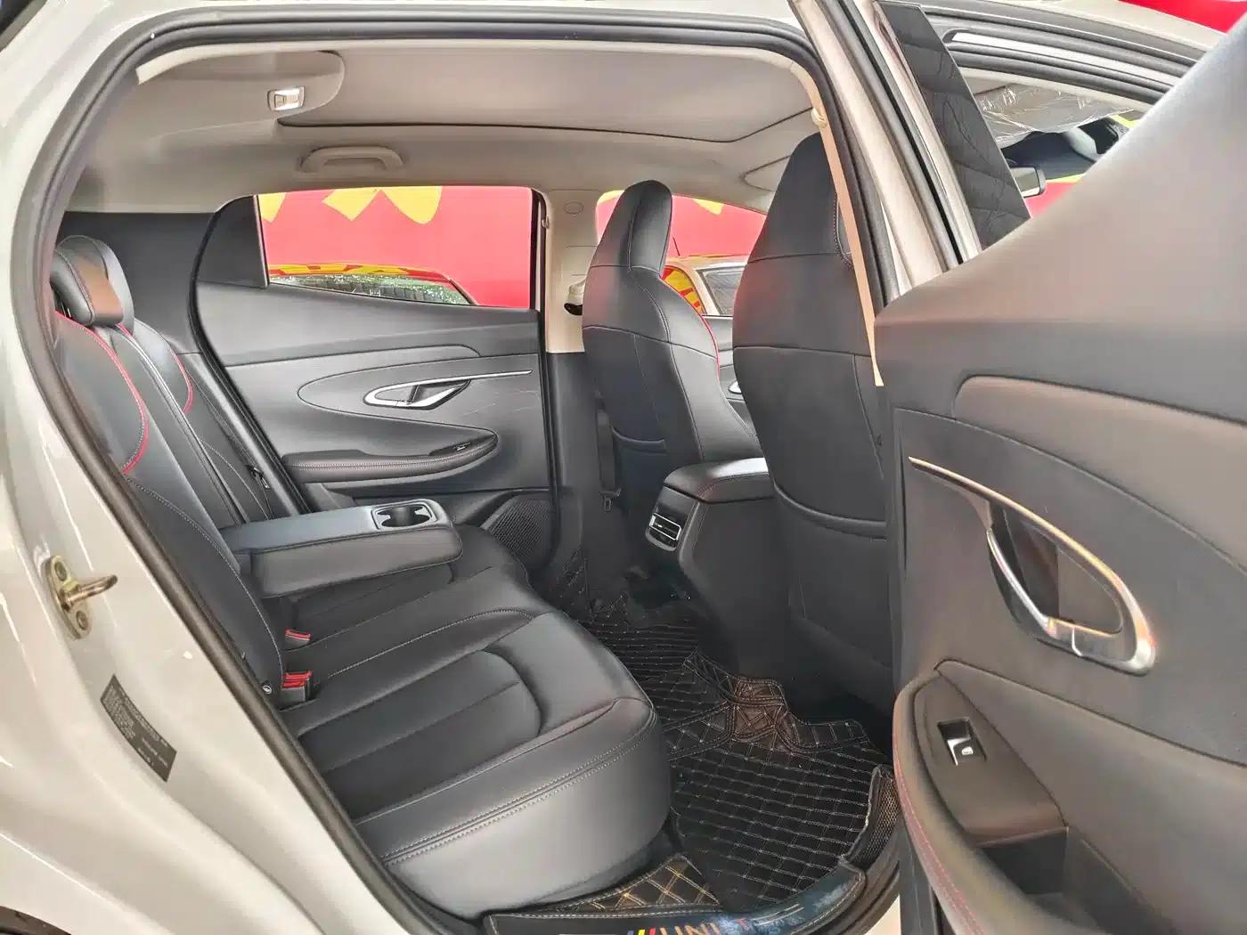 Changan UNI-T 2020 1.5T Premium Edition — миниатюра 9