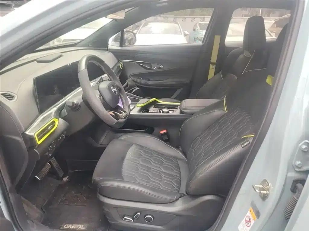 Changan UNI-T 2022 2.0T Sport Navigator Edition — миниатюра 15