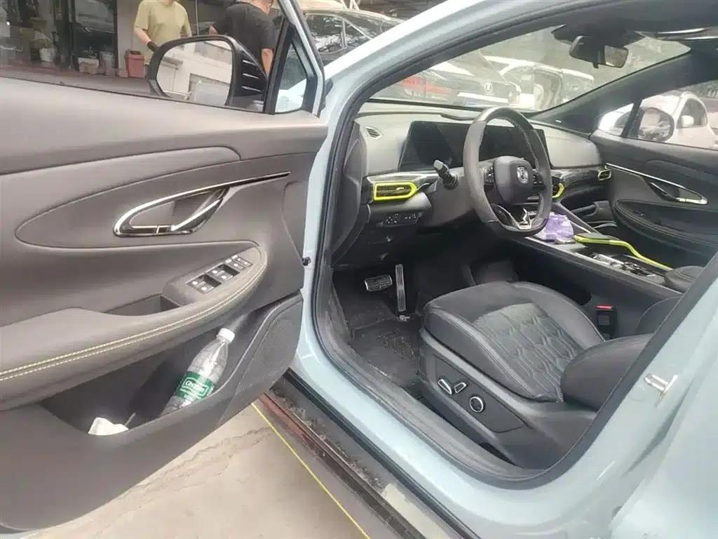 Changan UNI-T 2022 2.0T Sport Navigator Edition — миниатюра 16