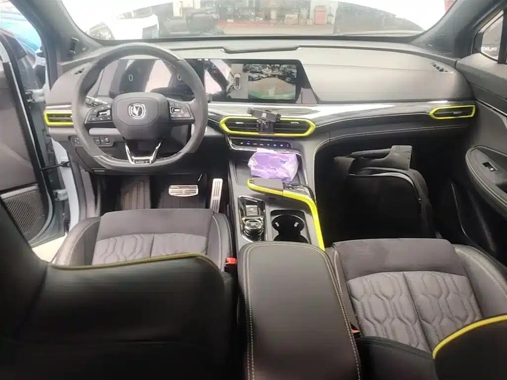 Changan UNI-T 2022 2.0T Sport Navigator Edition — миниатюра 10