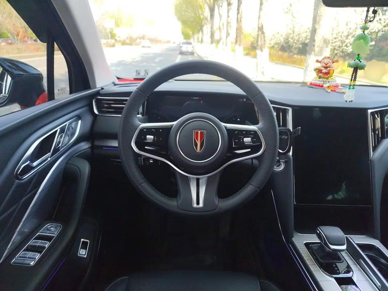 Hongqi HS7 PHEV 2024 2.0T PHEV Four-Wheel Drive Flagship Edition 7 Seats — миниатюра 11