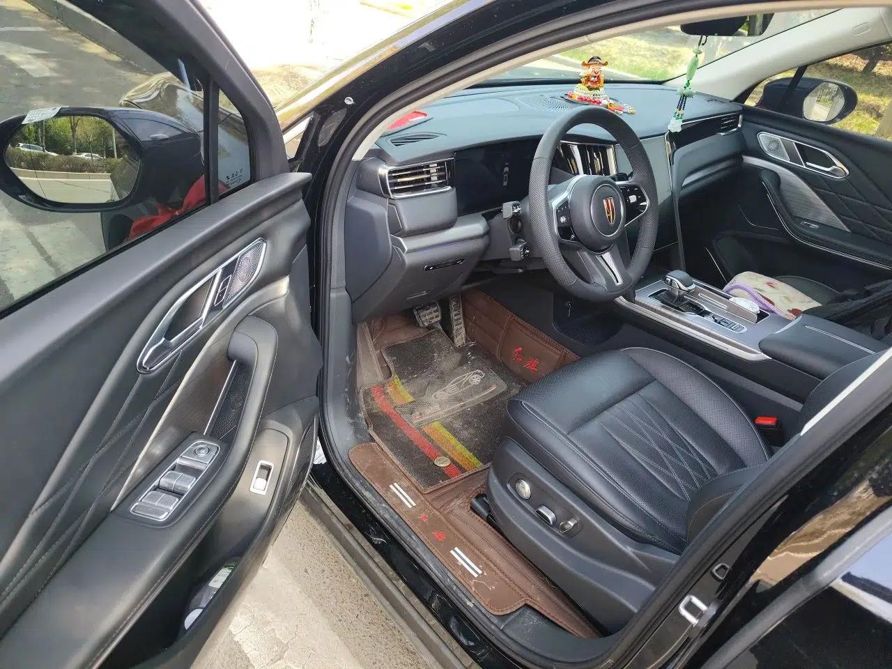 Hongqi HS7 PHEV 2024 2.0T PHEV Four-Wheel Drive Flagship Edition 7 Seats — миниатюра 17