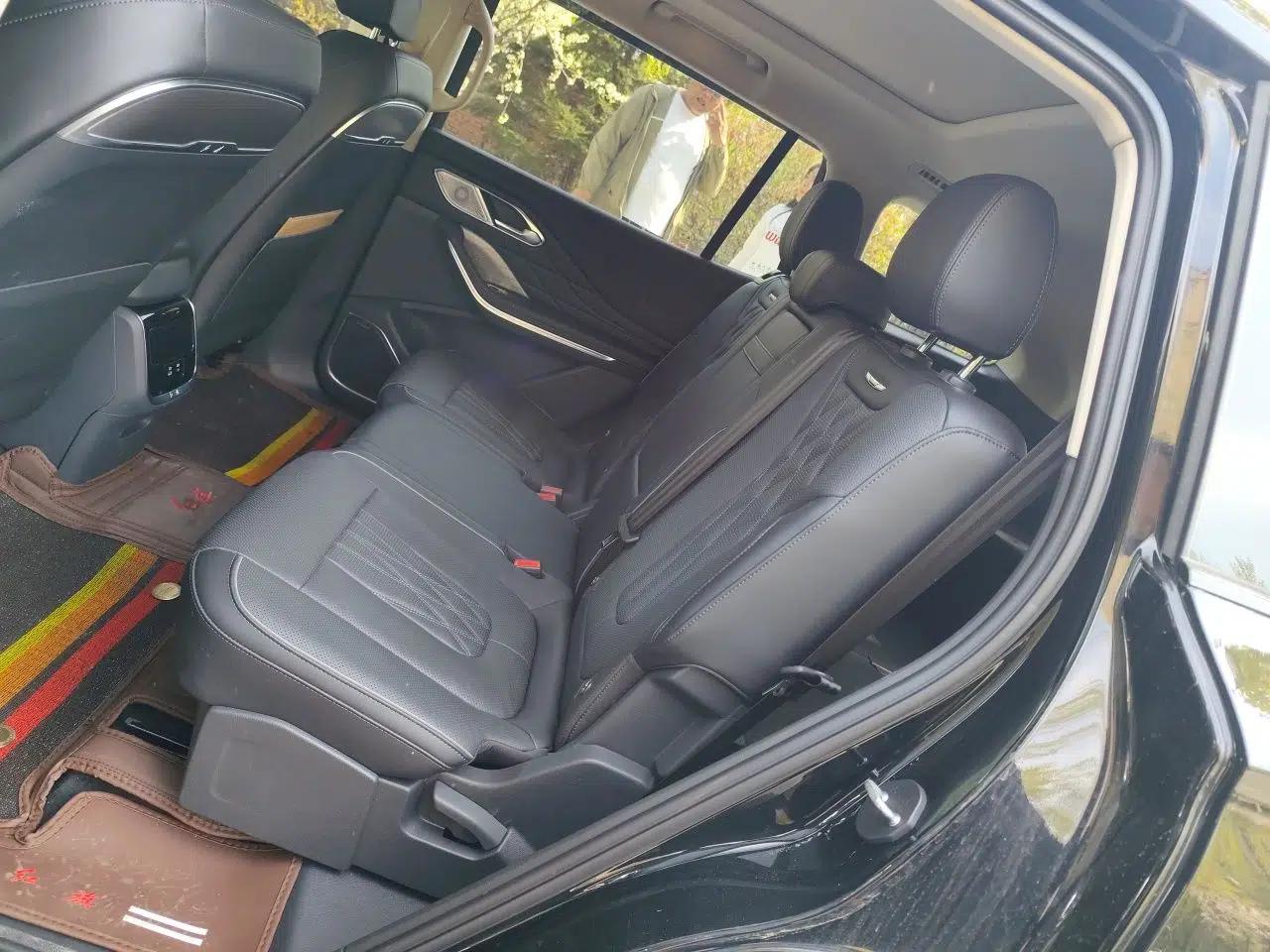 Hongqi HS7 PHEV 2024 2.0T PHEV Four-Wheel Drive Flagship Edition 7 Seats — миниатюра 18