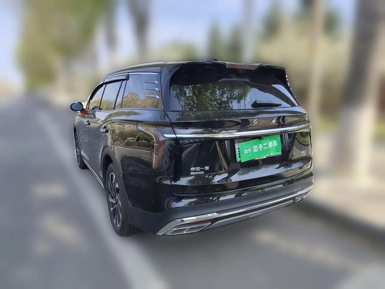 Hongqi HS7 PHEV 2024 2.0T PHEV Four-Wheel Drive Flagship Edition 7 Seats — миниатюра 4