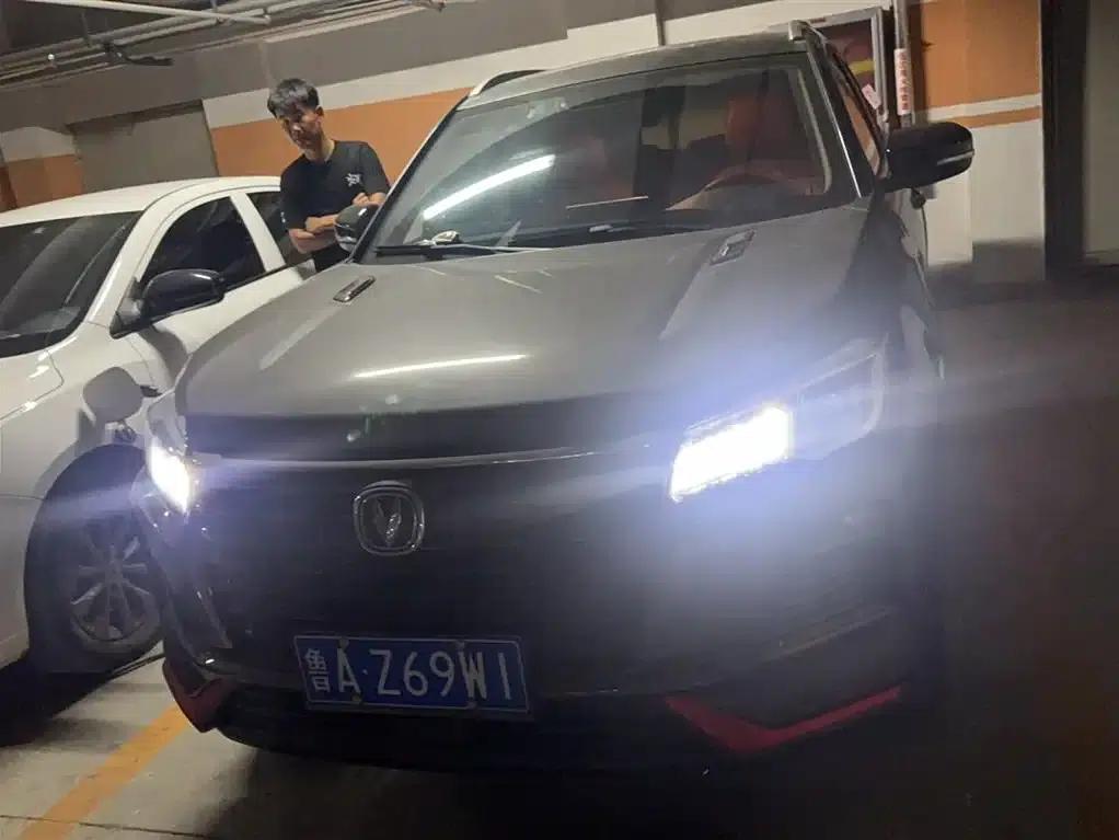 Changan CS75 2022 Blue Whale Edition 1.5T DCT Luxury Model — миниатюра 7