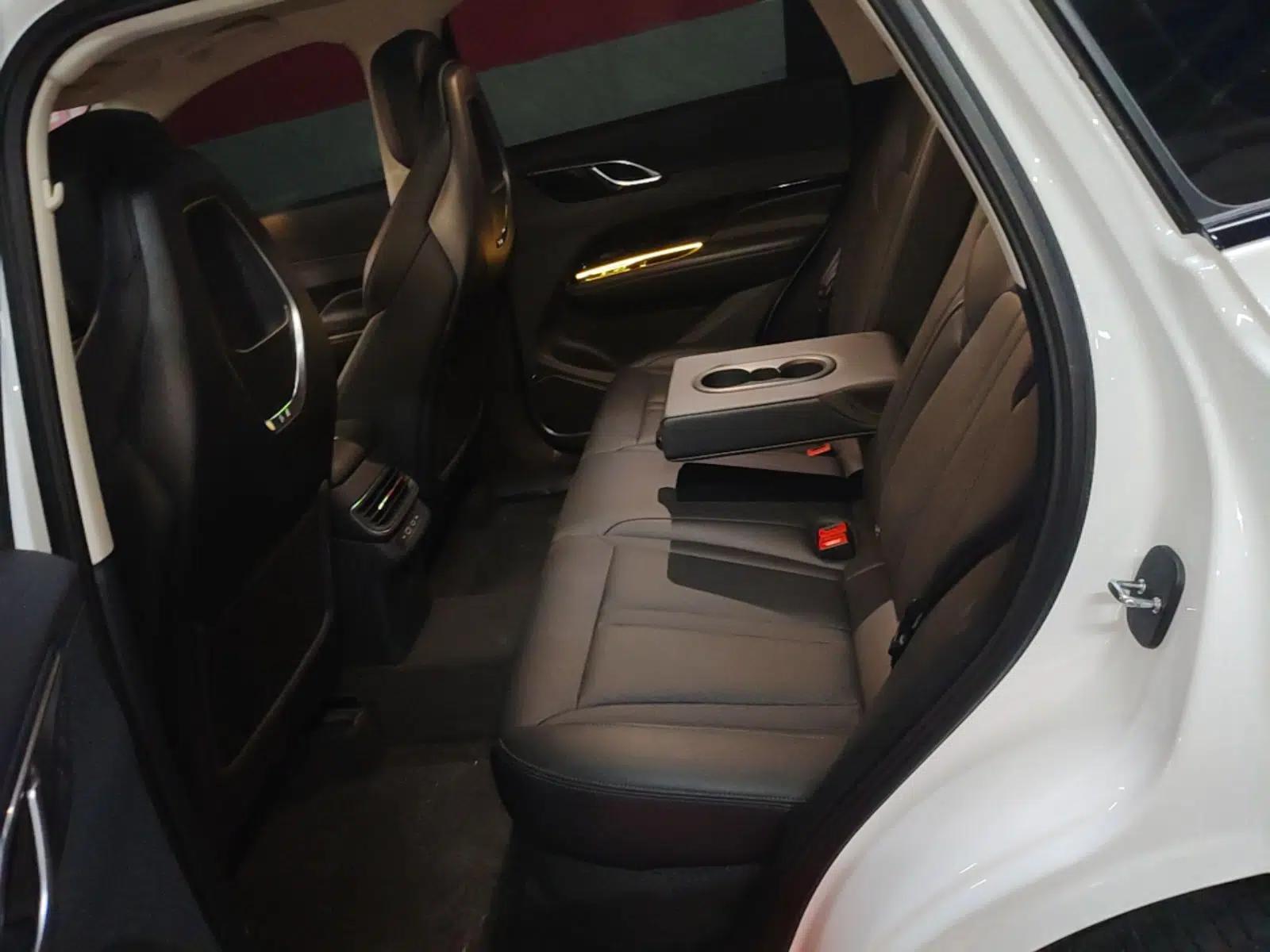 Hongqi HS3 PHEV 2024 PHEV 115km Jingwei Edition — миниатюра 20