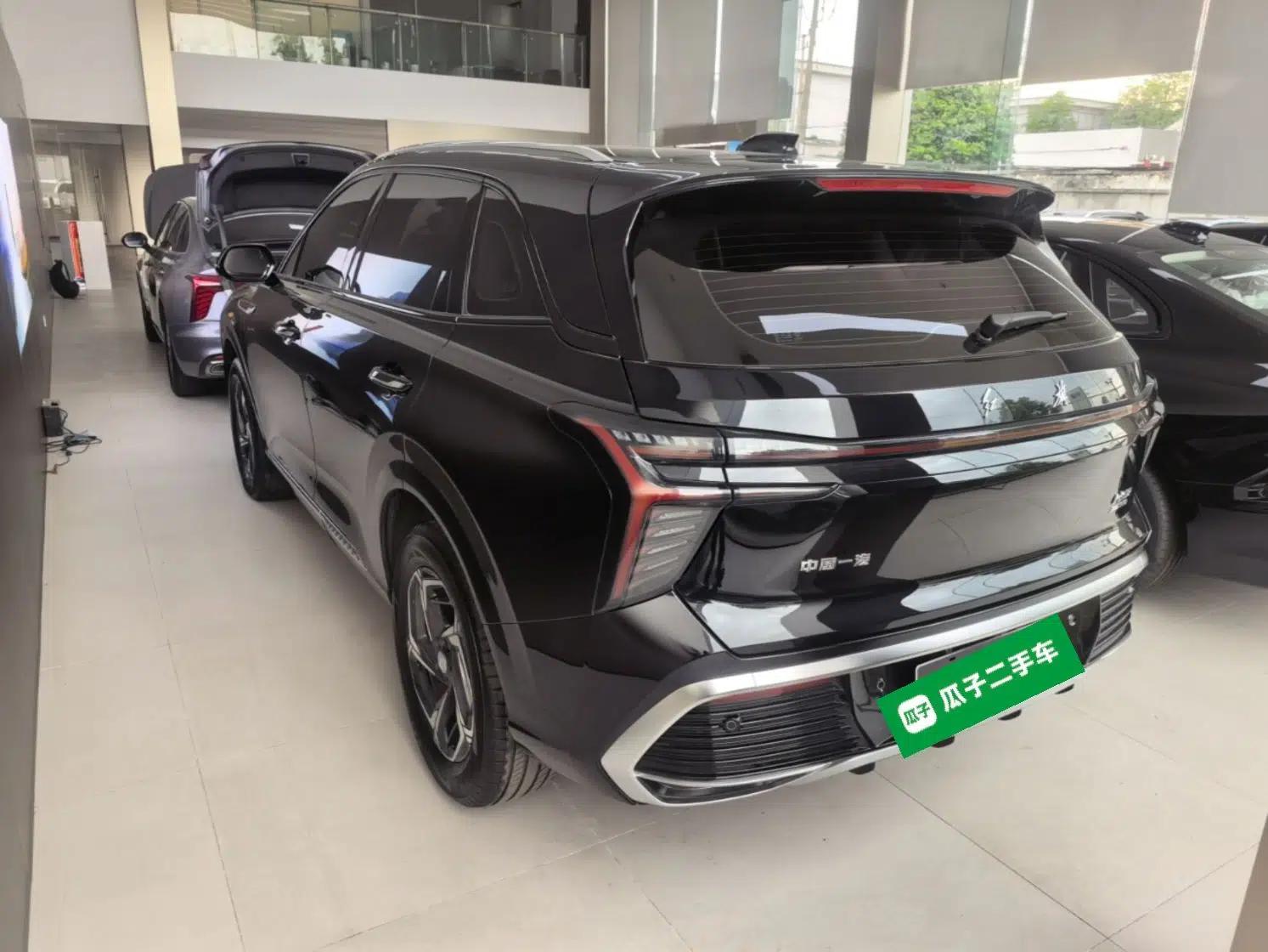 Hongqi HS3 2024 1.5T Shanwei Edition — миниатюра 4