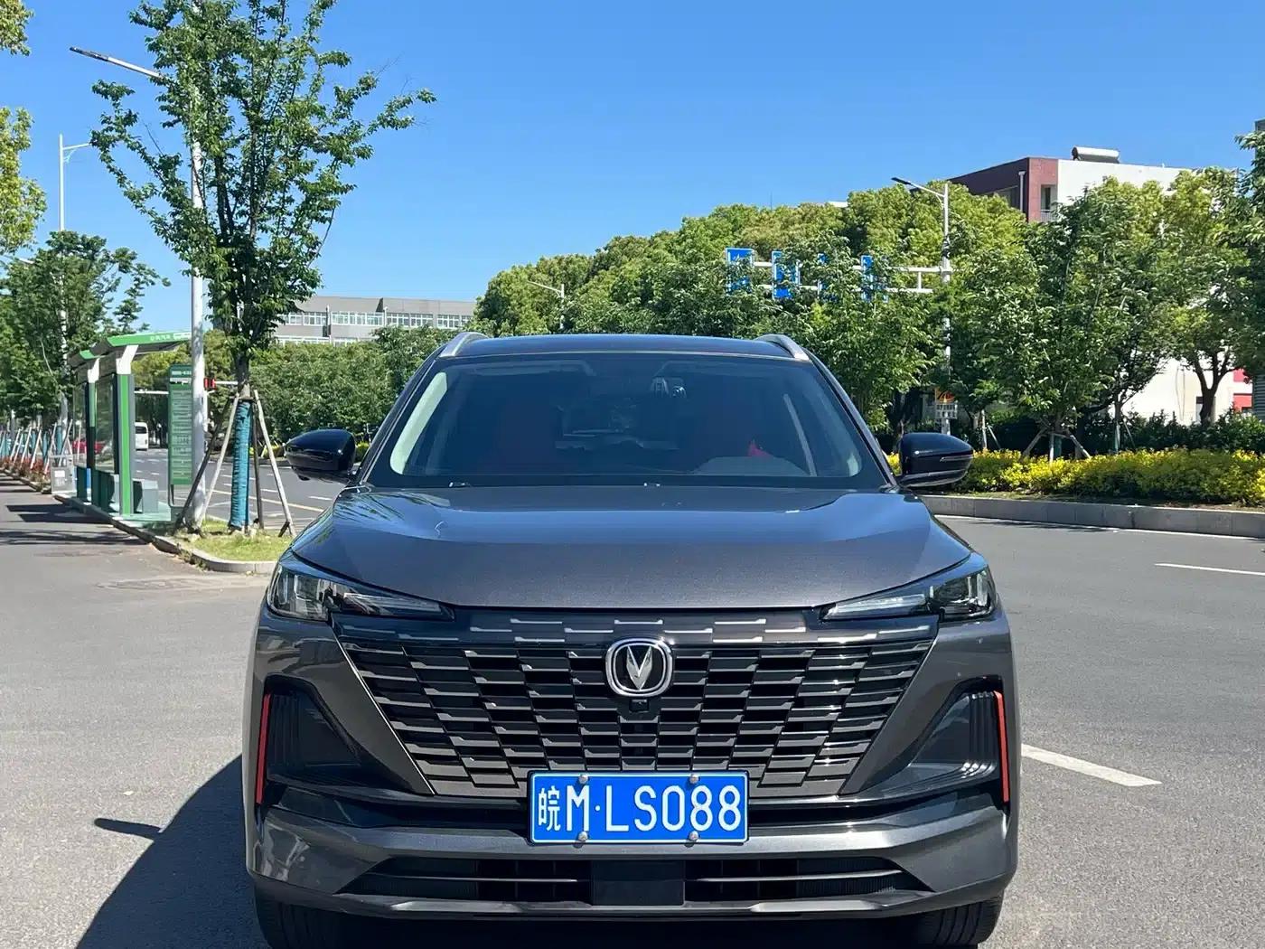 Changan CS55PLUS 2022 Second Generation 1.5T DCT Luxury Edition — миниатюра 2