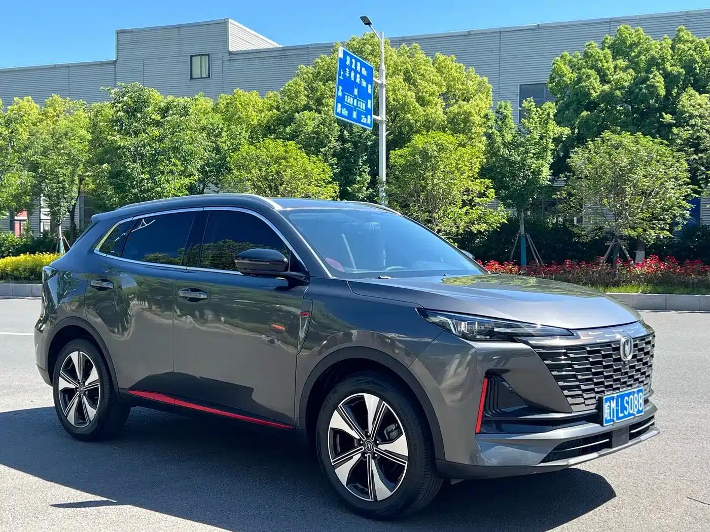 Changan CS55PLUS 2022 Second Generation 1.5T DCT Luxury Edition — миниатюра 3