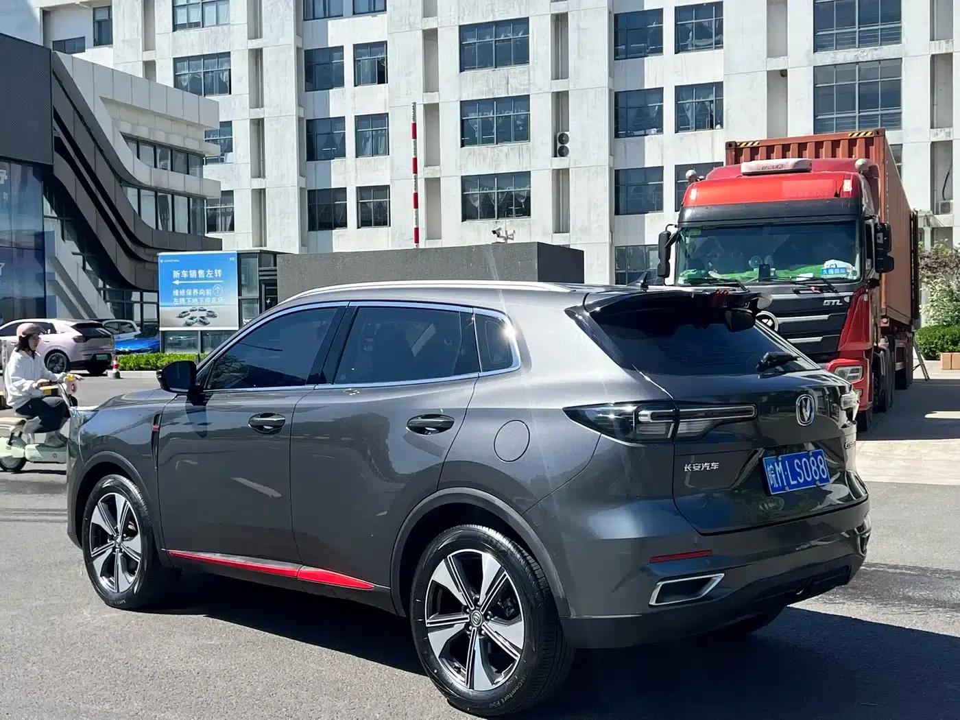 Changan CS55PLUS 2022 Second Generation 1.5T DCT Luxury Edition — миниатюра 6