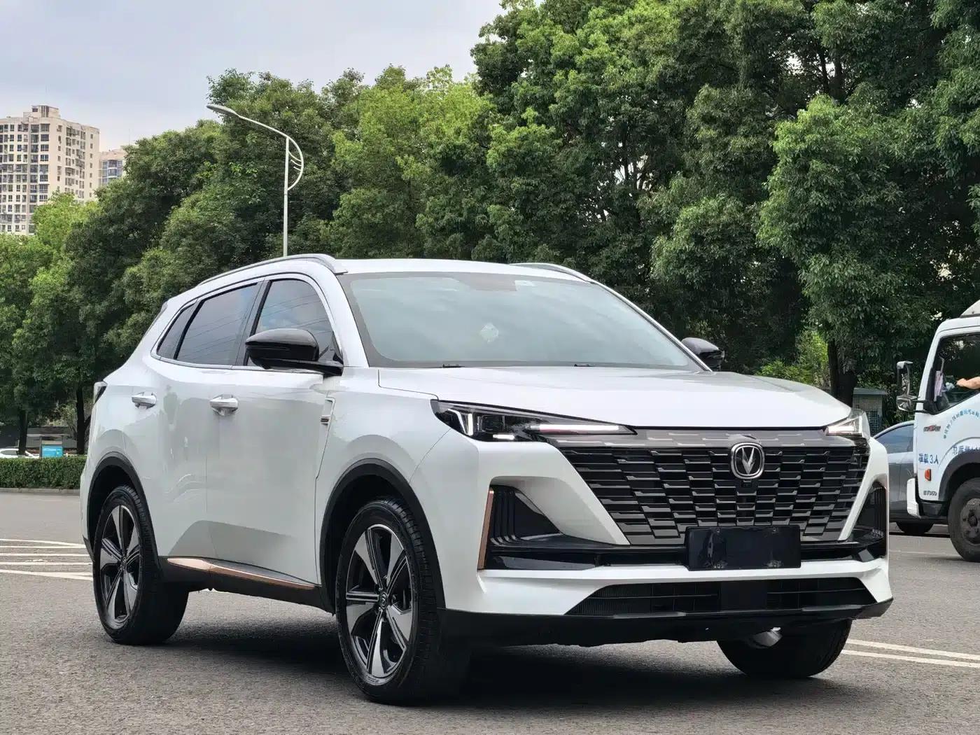 Changan CS55PLUS 2022 Second Generation 1.5T DCT Premium Edition — миниатюра 3