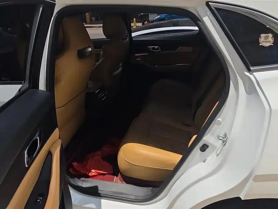 Changan UNI-K 2021 2.0T Luxury Edition — миниатюра 11