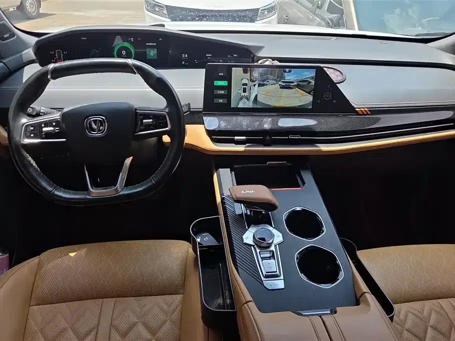 Changan UNI-K 2021 2.0T Luxury Edition — миниатюра 12