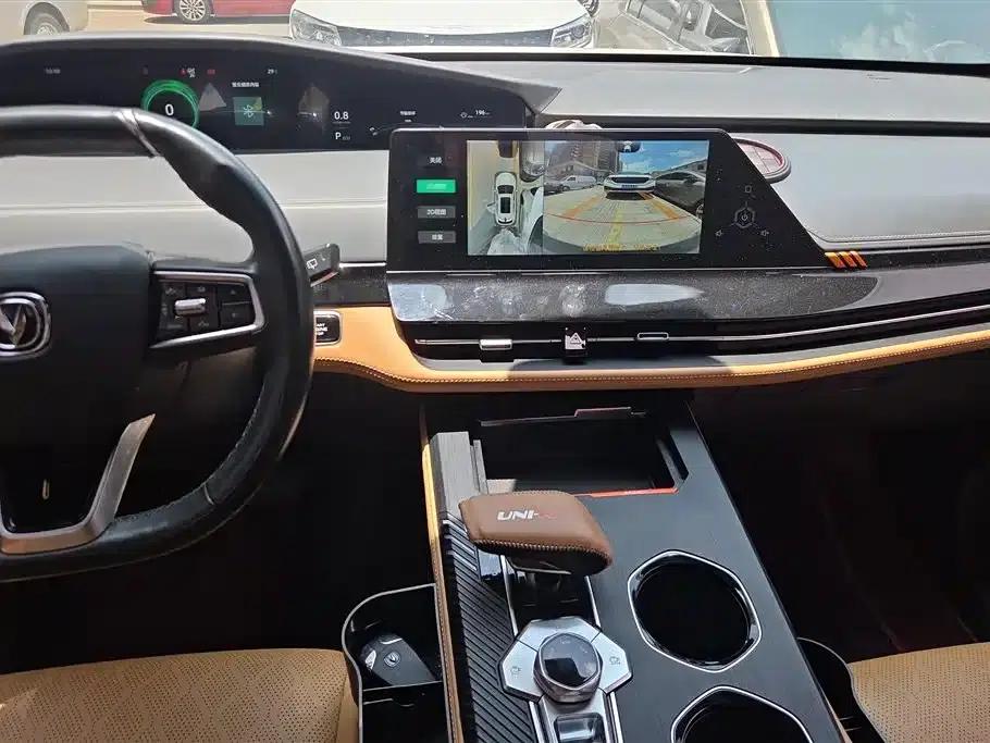 Changan UNI-K 2021 2.0T Luxury Edition — миниатюра 13