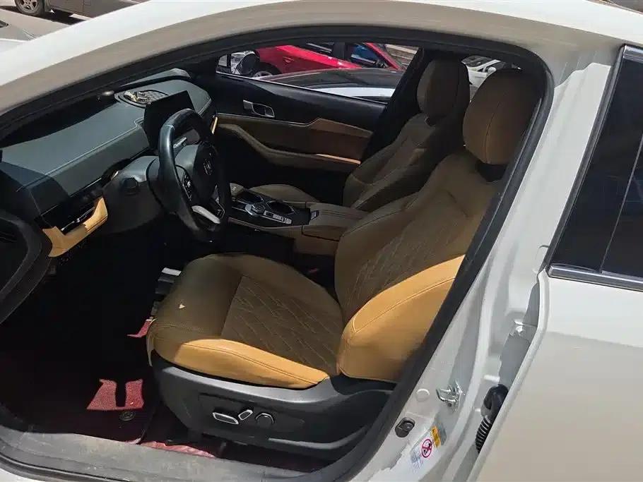Changan UNI-K 2021 2.0T Luxury Edition — миниатюра 9