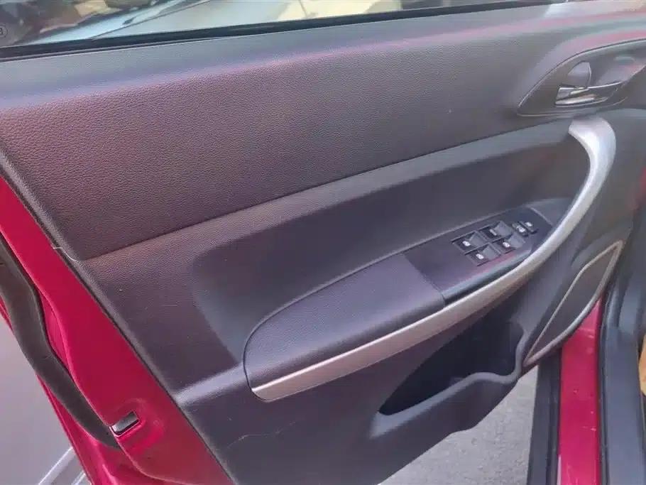 Changan CS35 2014 1.6L Automatic Deluxe Edition (National V Emission Standard) — миниатюра 7