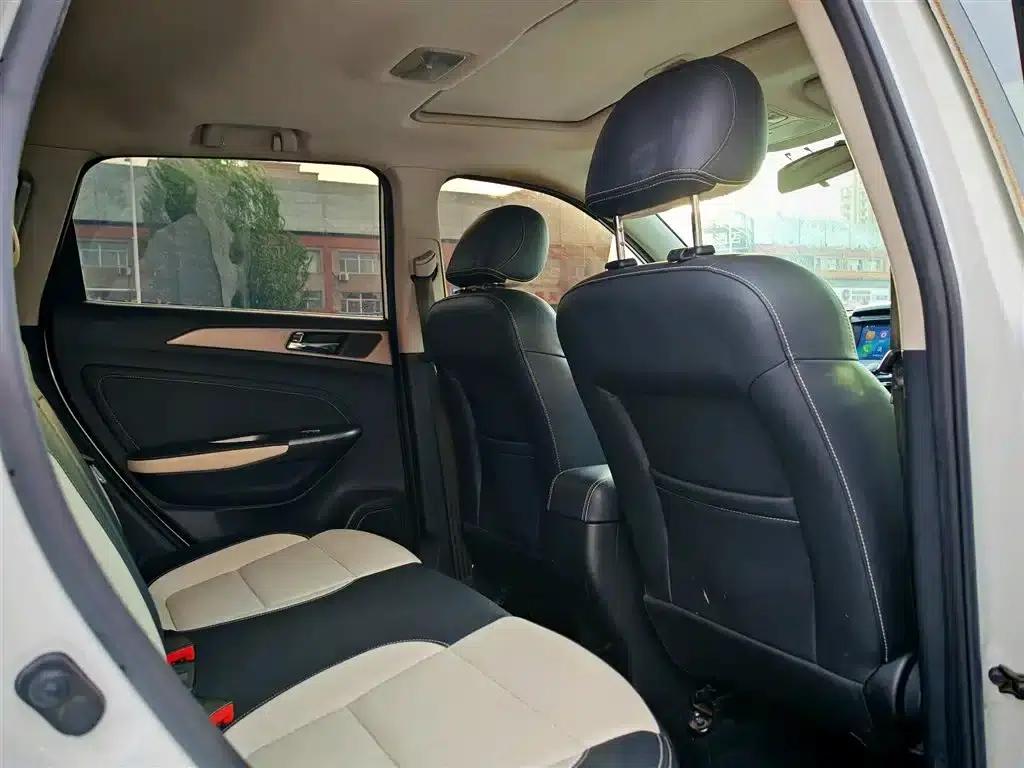 Changan CS35 2017 1.6L Manual Deluxe Edition — миниатюра 5