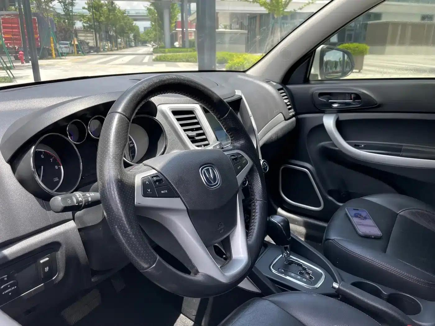 Changan CS35 2016 1.6L Automatic Deluxe (National V Emission Standard) — миниатюра 13