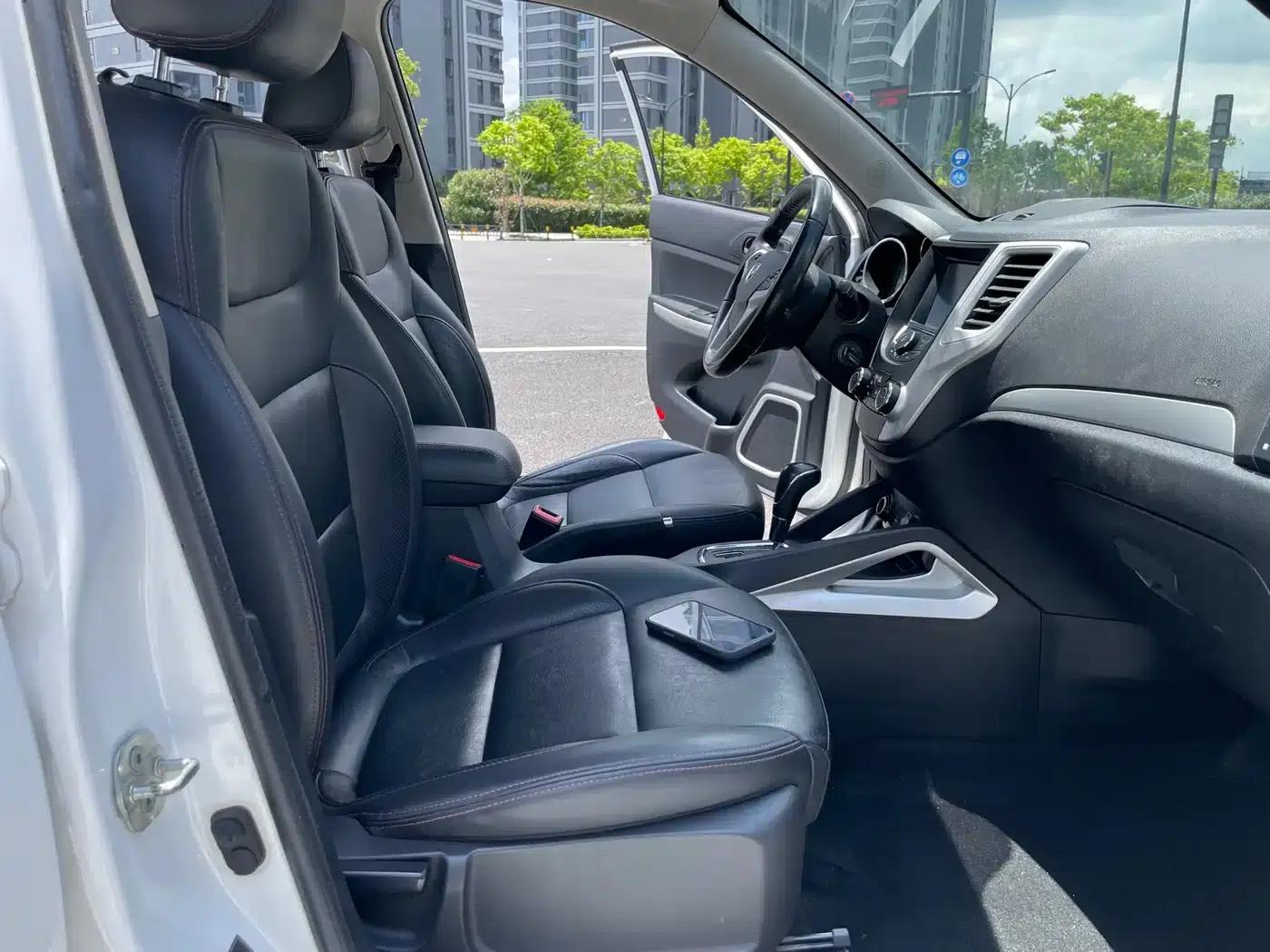 Changan CS35 2016 1.6L Automatic Deluxe (National V Emission Standard) — миниатюра 8
