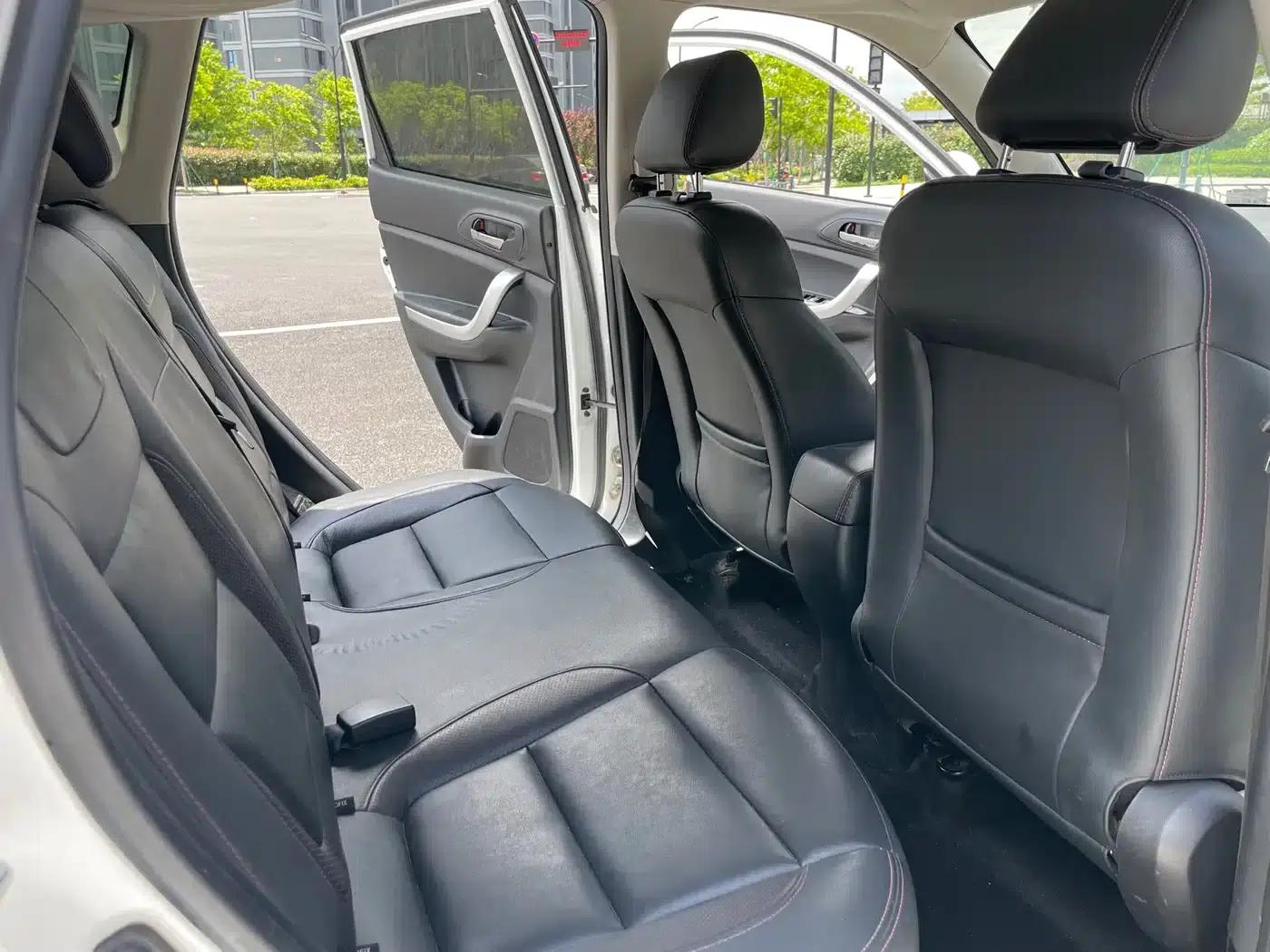 Changan CS35 2016 1.6L Automatic Deluxe (National V Emission Standard) — миниатюра 9