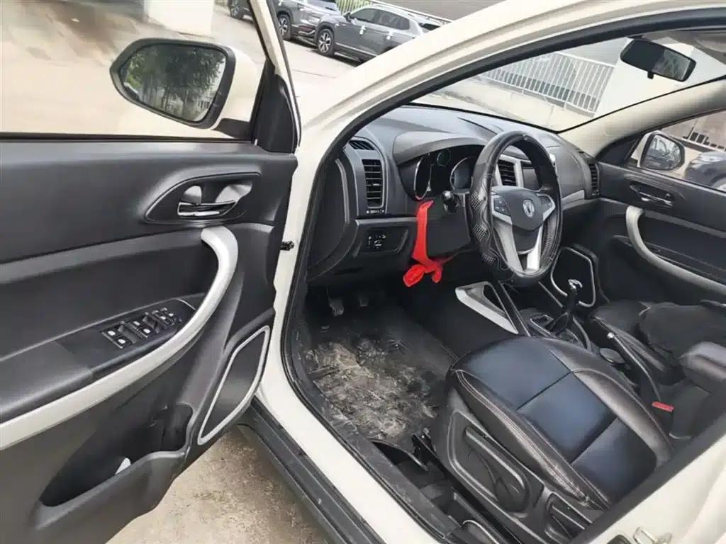 Changan CS35 2015 1.6L Manual Deluxe Edition (National IV Emission Standard) — миниатюра 16
