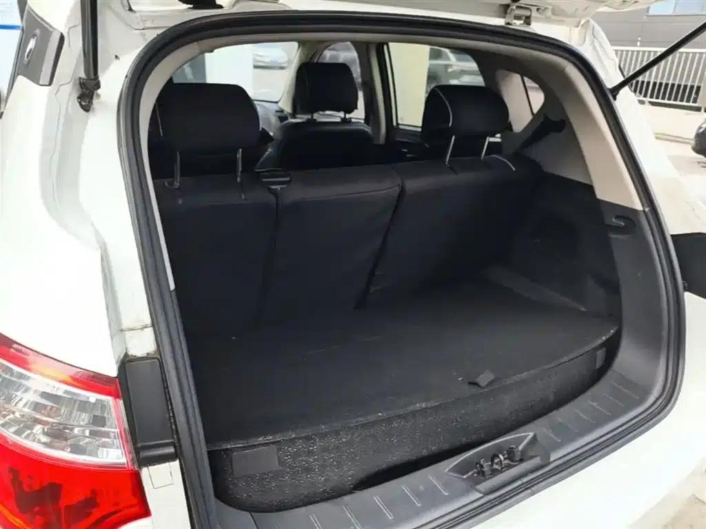 Changan CS35 2015 1.6L Manual Deluxe Edition (National IV Emission Standard) — миниатюра 19