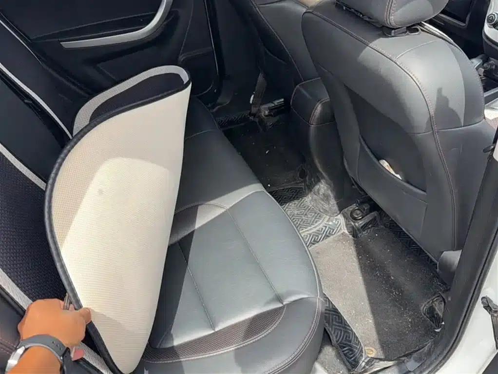 Changan CS35 2016 1.6L Automatic Deluxe (National V Emission Standard) — миниатюра 11