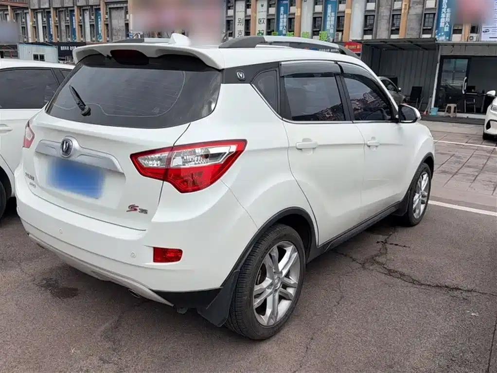 Changan CS35 2016 1.6L Automatic Deluxe (National V Emission Standard) — миниатюра 10