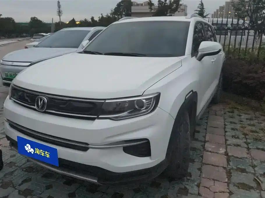 Changan CS35PLUS 2019 1.6L Manual Connected Edition — миниатюра 1