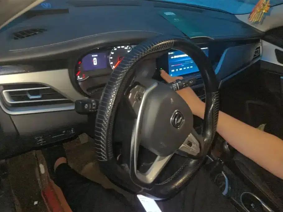 Changan CS35PLUS 2019 1.6L Manual Connected Edition — миниатюра 12
